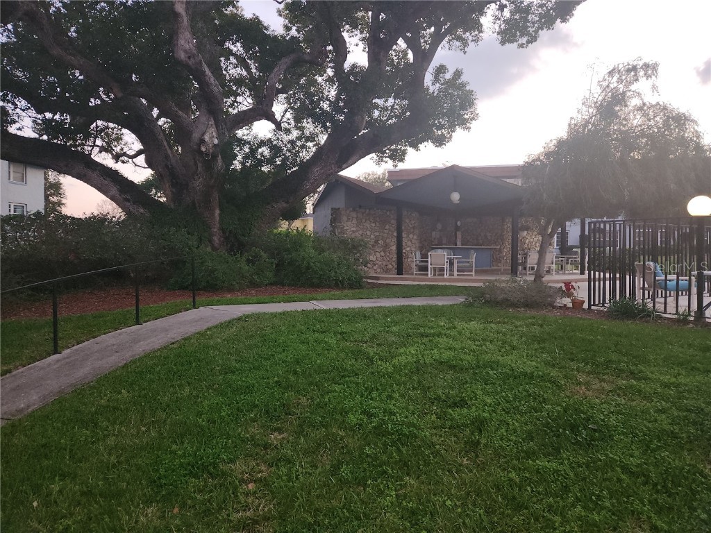 333 Lake Howard Drive NW #201C Winter Haven FL 33880 - LAKE HOWARD O6279600 image6