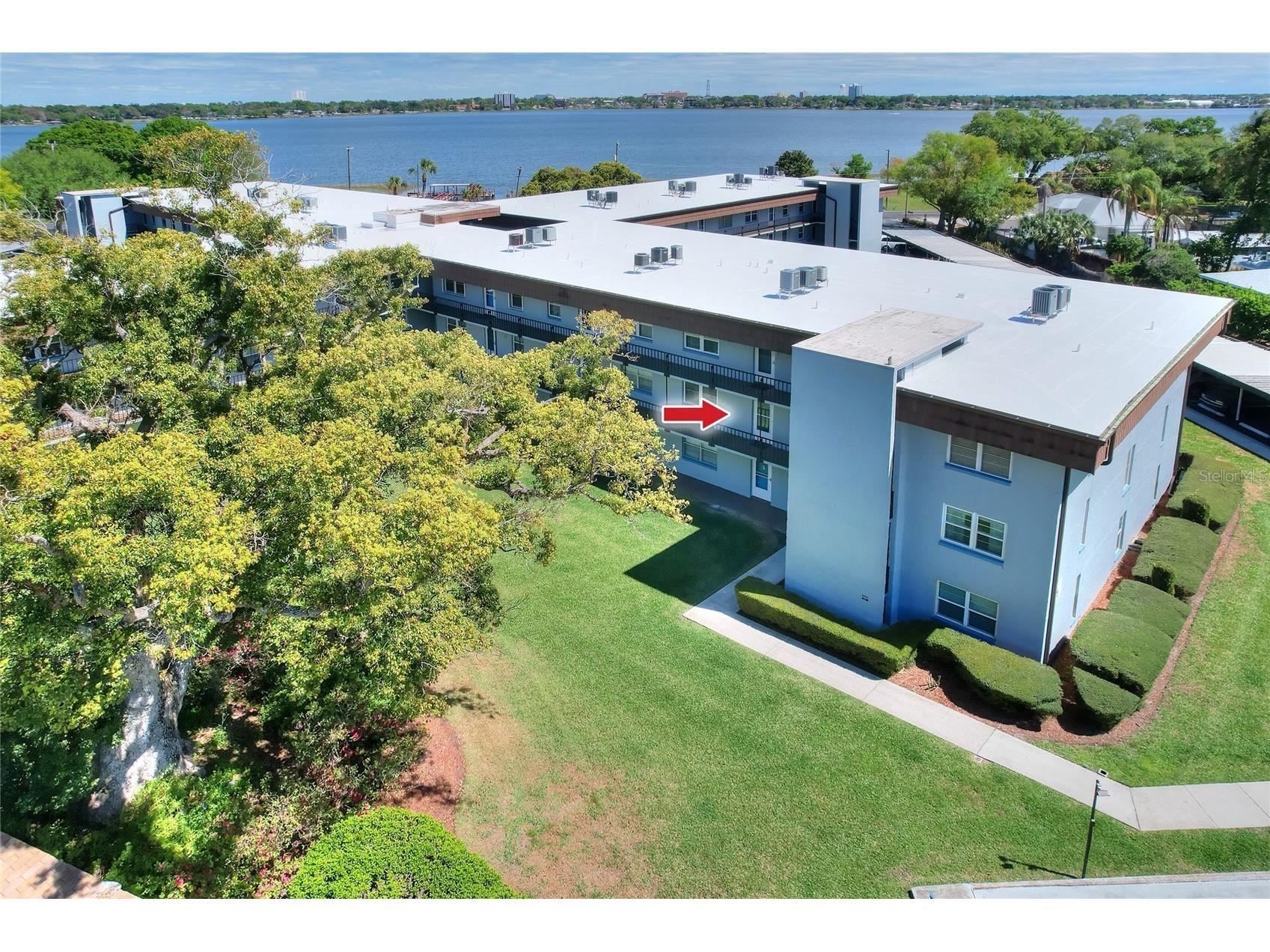 333 Lake Howard Drive NW #203C Winter Haven FL 33880 - LAKE HOWARD L4961519 image2