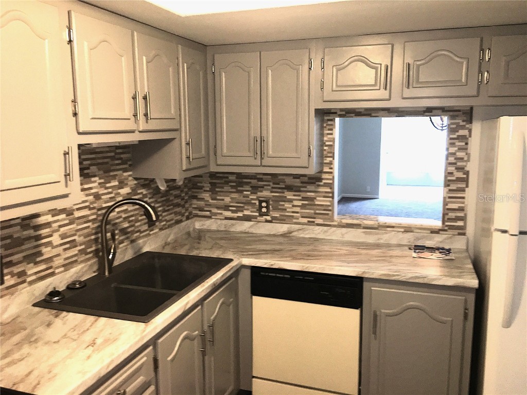 333 Lake Howard Drive NW #204C Winter Haven FL 33880 U8249519 image5