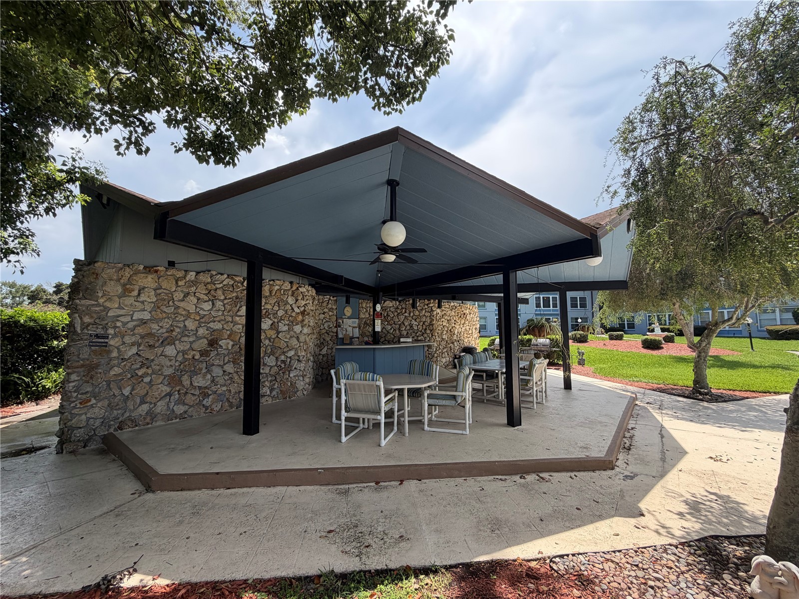 333 Lake Howard Drive NW #211B Winter Haven FL 33880 L4963297 image23