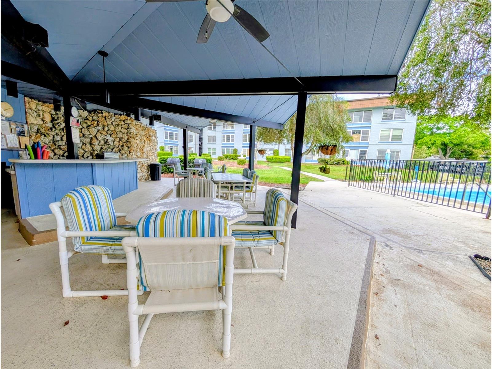 333 Lake Howard Drive NW #212A Winter Haven FL 33880 - LAKE HOWARD S5147514 image6
