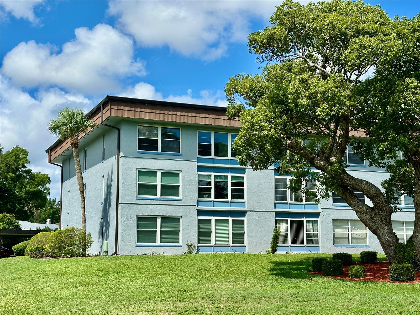 333 Lake Howard Drive NW #304B Winter Haven FL 33880 - LAKE HOWARD L4961973 image1