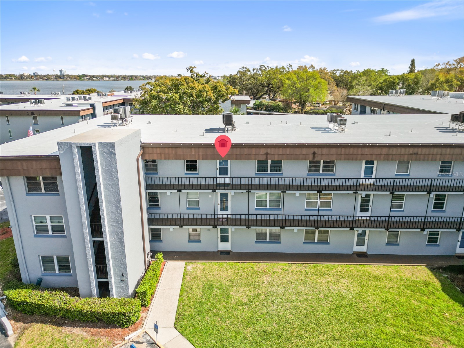 333 Lake Howard Drive NW #313A Winter Haven FL 33880 - LAKE HOWARD L4959894 image1