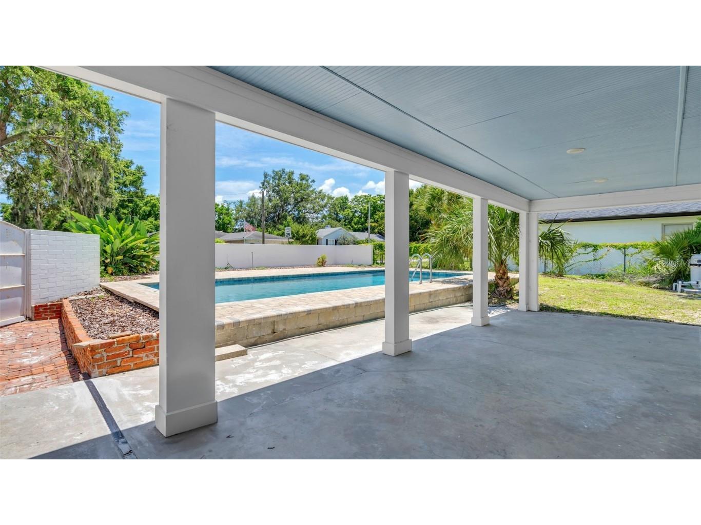 333 Lake Otis Drive SE Winter Haven FL 33880 P4937117 image5