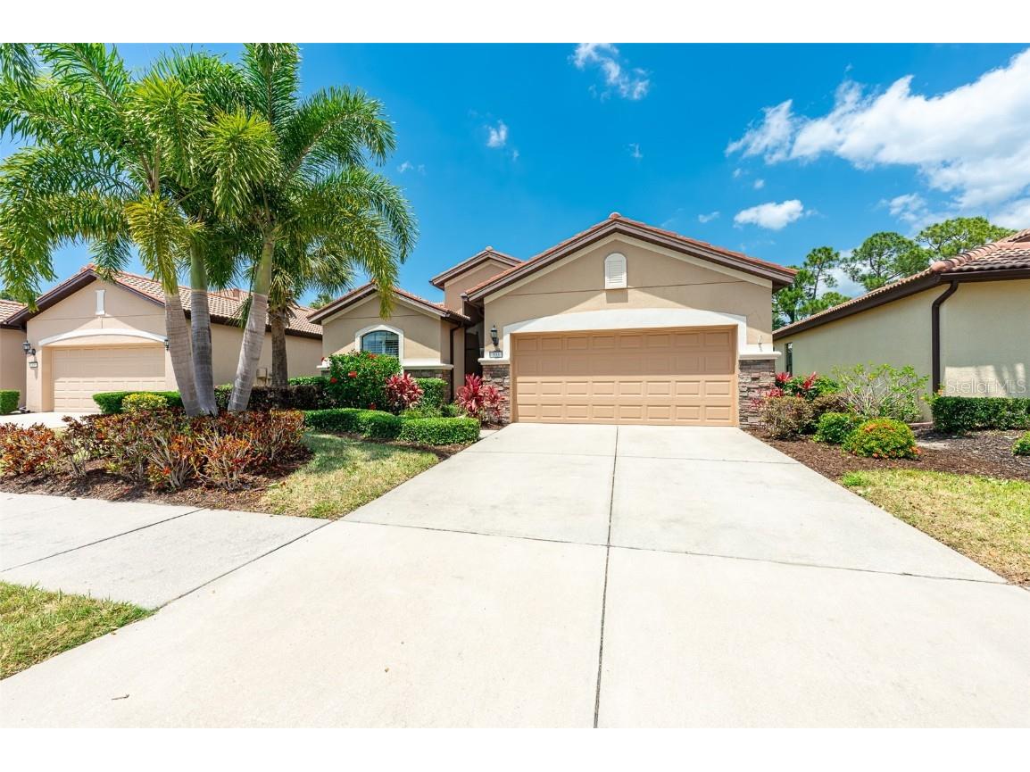 333 Laurel Falls Drive Apollo Beach FL 33572 U8236111 image1