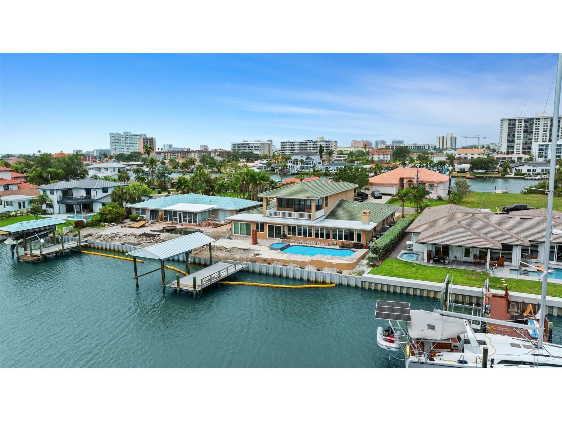 333 Midway Island Clearwater Beach FL 33767 TB8395574 image1