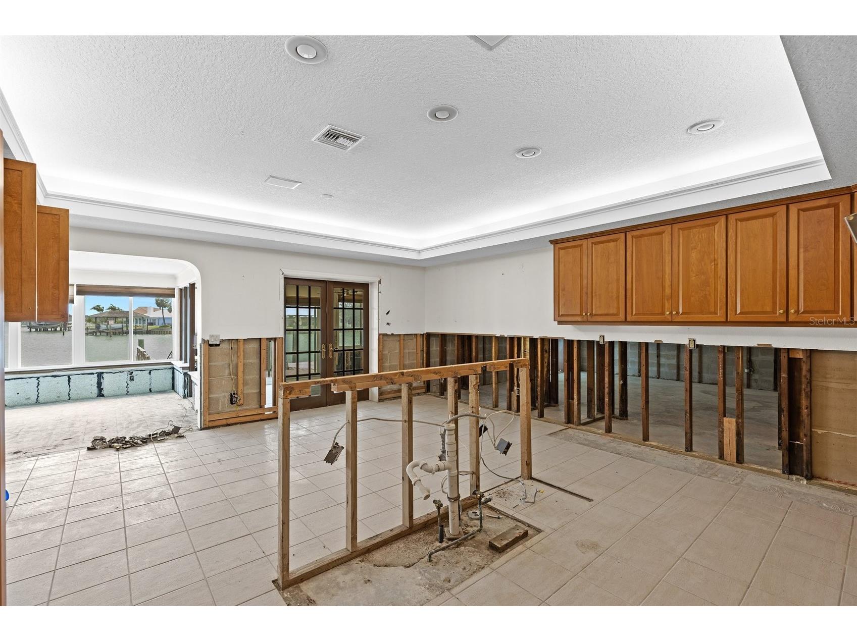 333 Midway Island Clearwater Beach FL 33767 TB8395574 image11