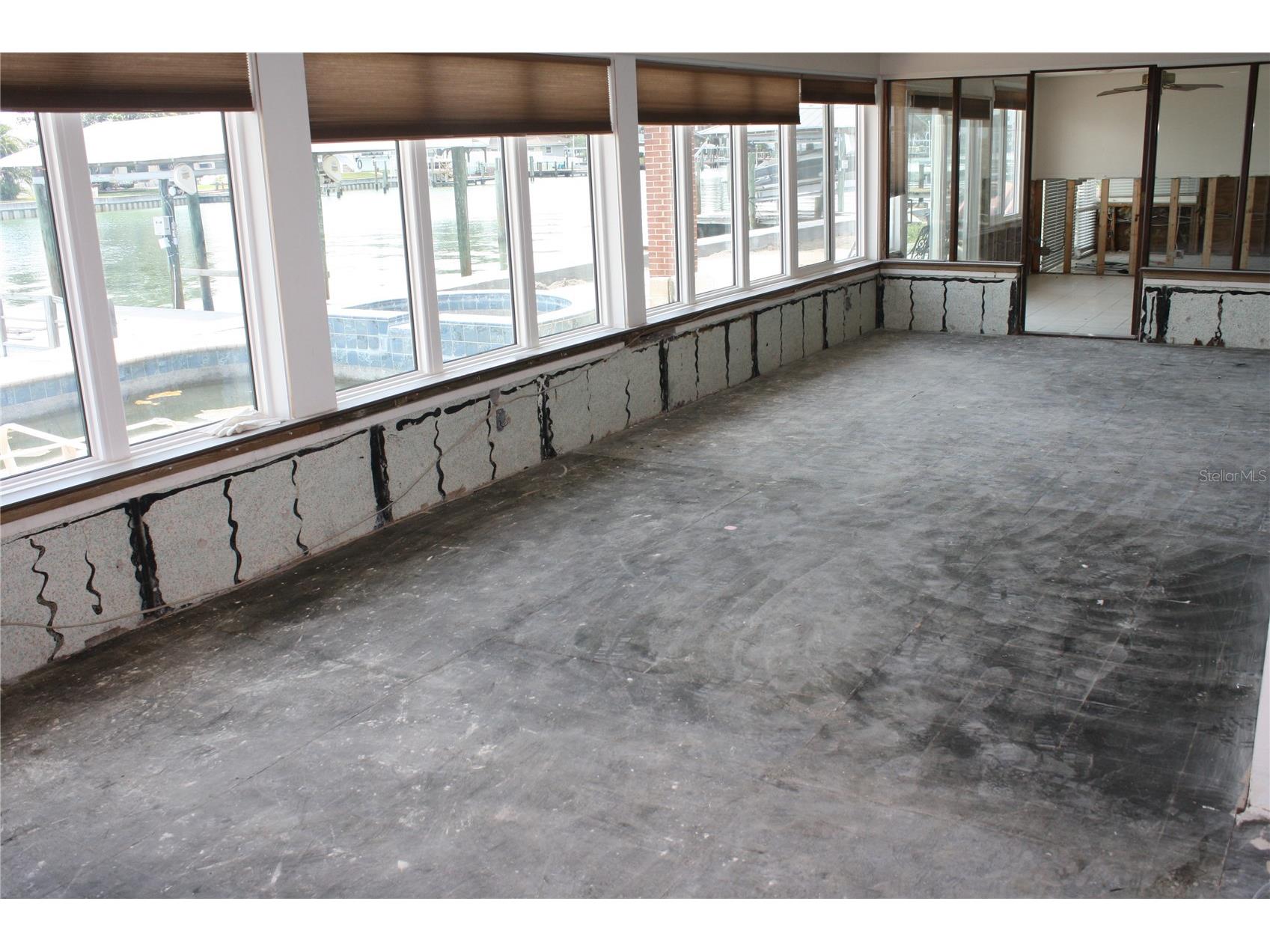 333 Midway Island Clearwater Beach FL 33767 TB8395574 image13