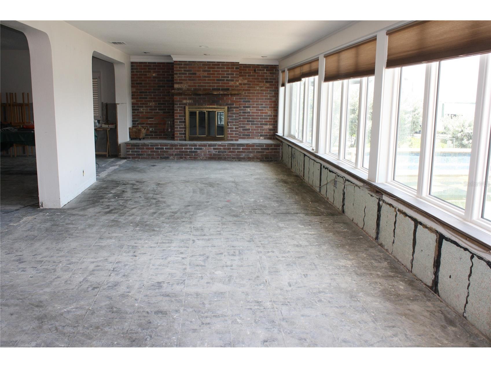 333 Midway Island Clearwater Beach FL 33767 TB8395574 image17