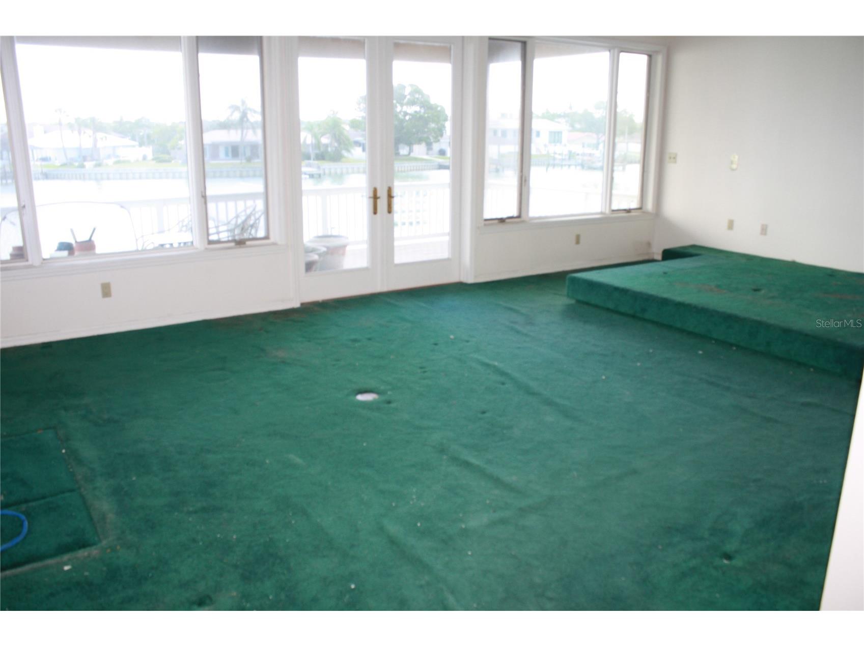 333 Midway Island Clearwater Beach FL 33767 TB8395574 image23