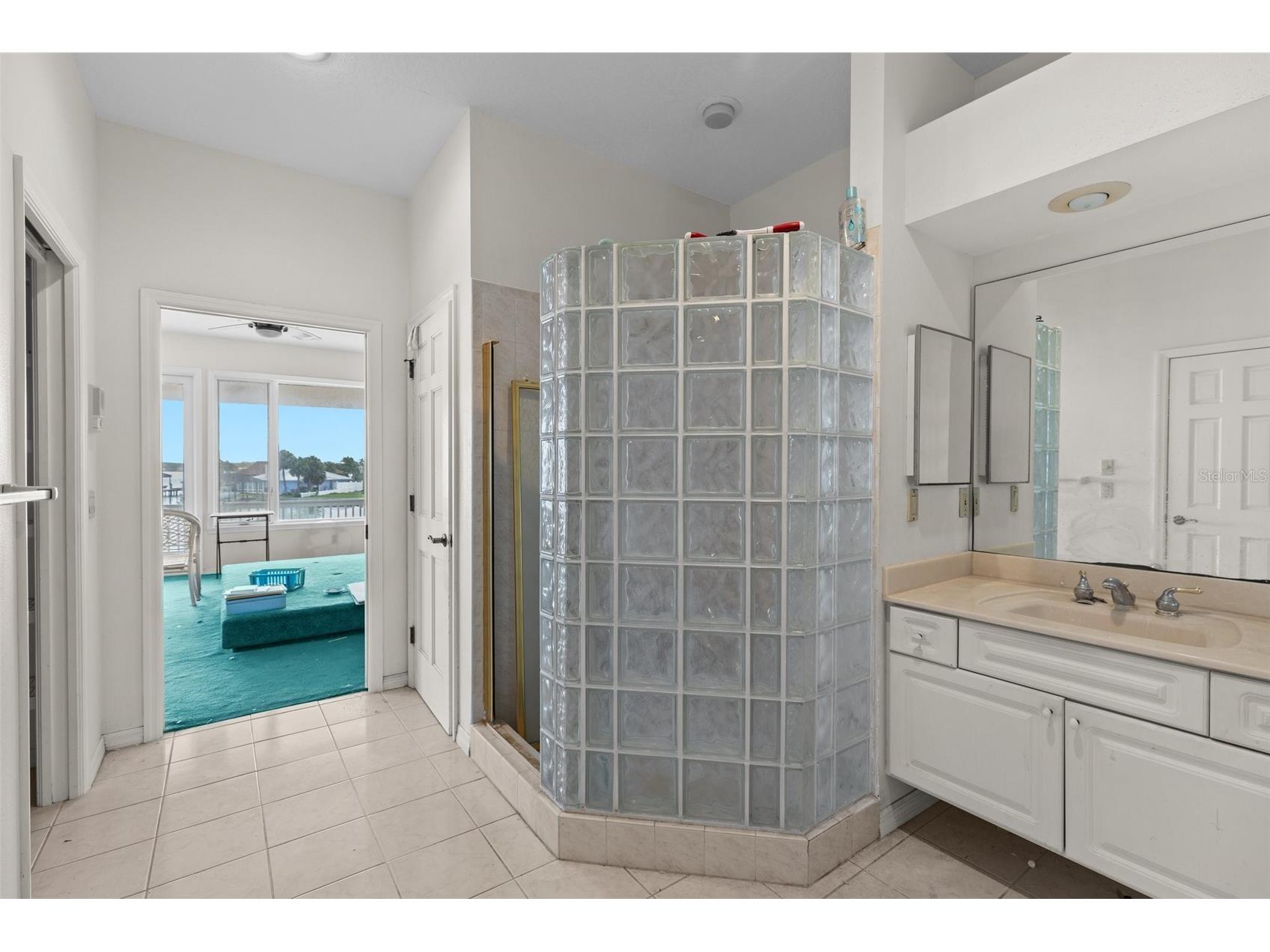 333 Midway Island Clearwater Beach FL 33767 TB8395574 image27