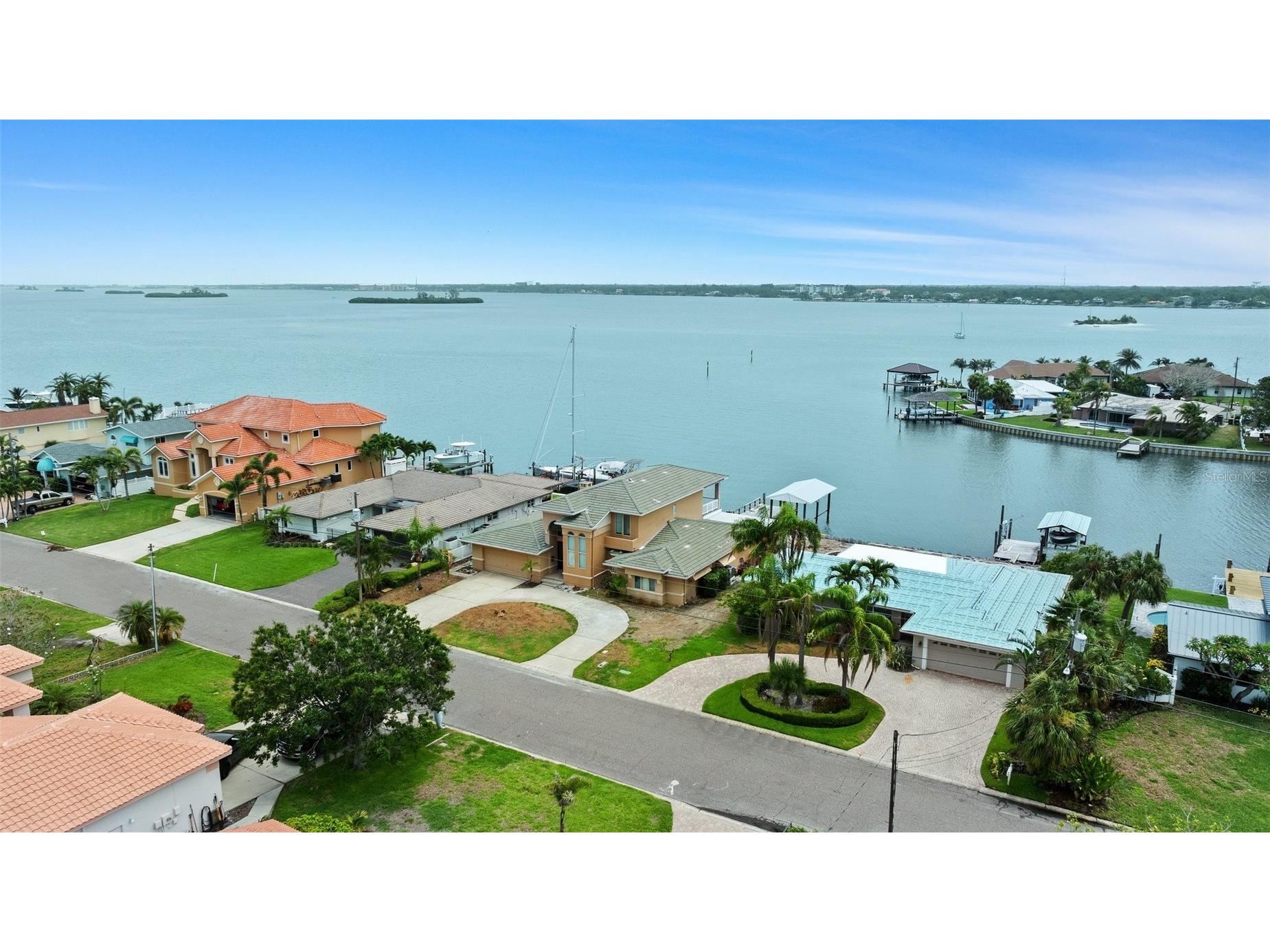 333 Midway Island Clearwater Beach FL 33767 TB8395574 image30