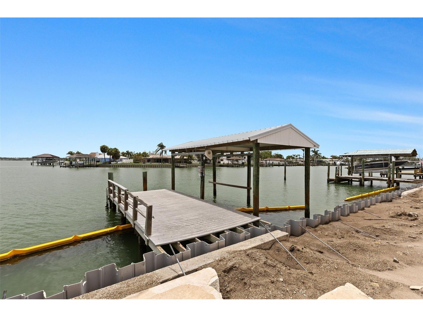 333 Midway Island Clearwater Beach FL 33767 TB8395574 image8