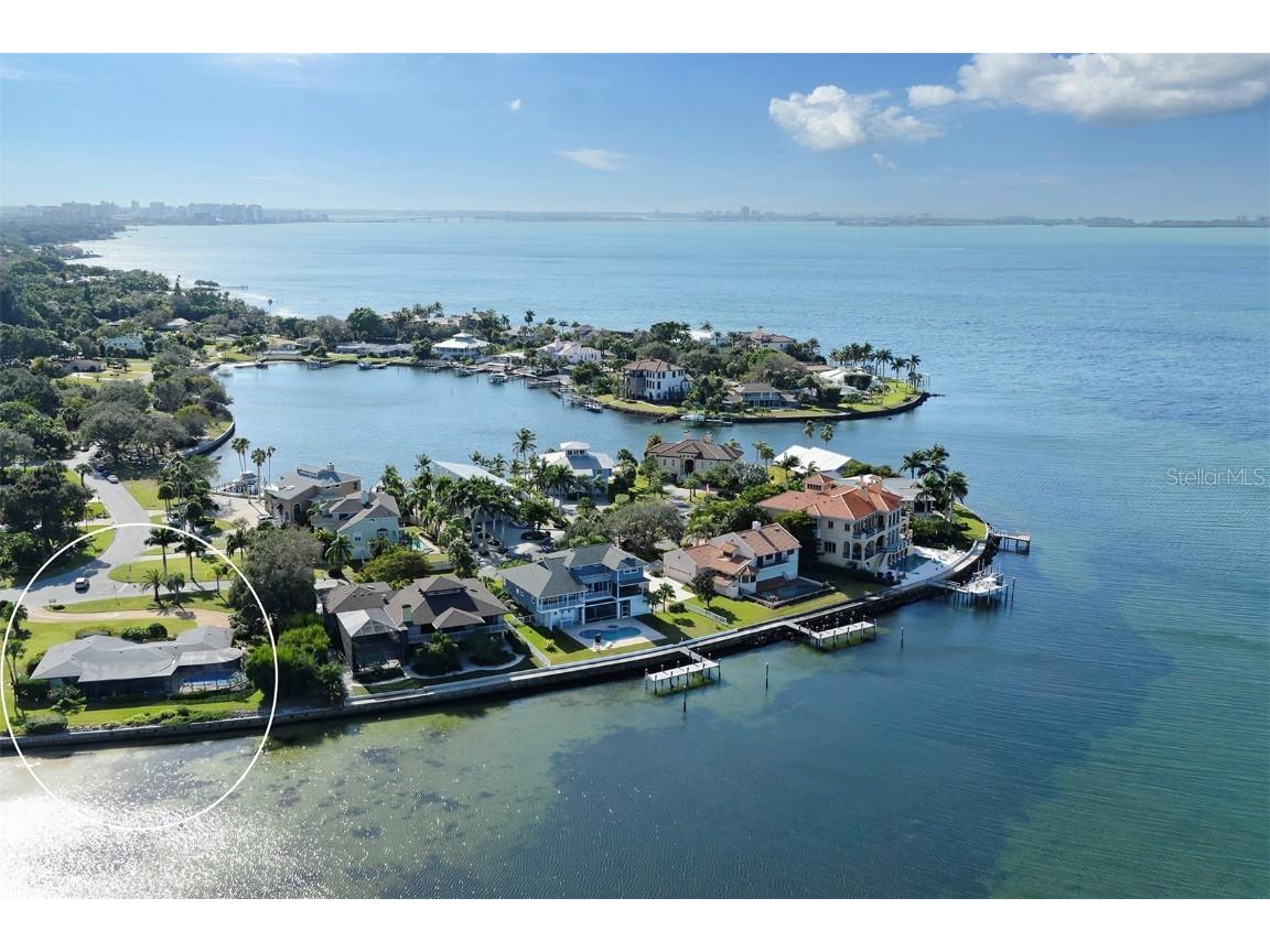 333 N Shore Drive Sarasota FL 34234 - SARASOTA BAY A4631222 image1