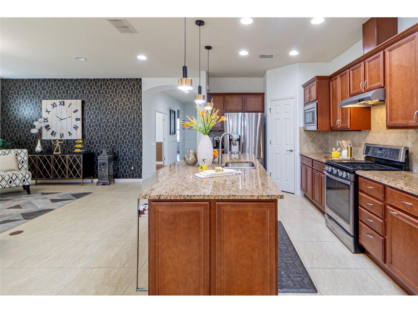 333 Navarra Lane Davenport FL 33837 O6388160 image3