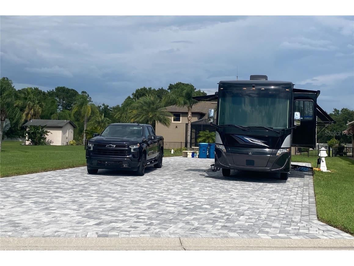 333 Nolane Lane Polk City FL 33868 L4953752 image1