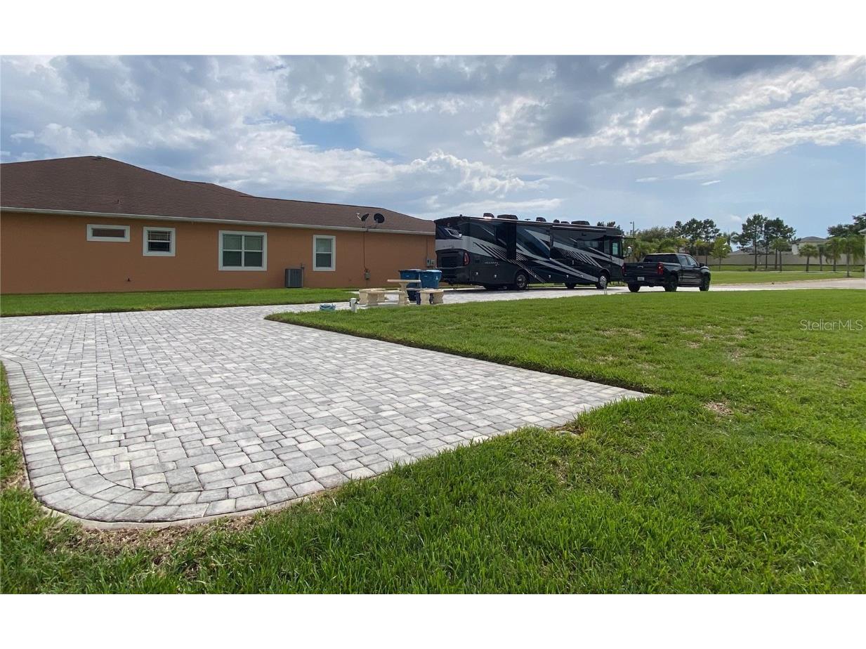 333 Nolane Lane Polk City FL 33868 L4953752 image9