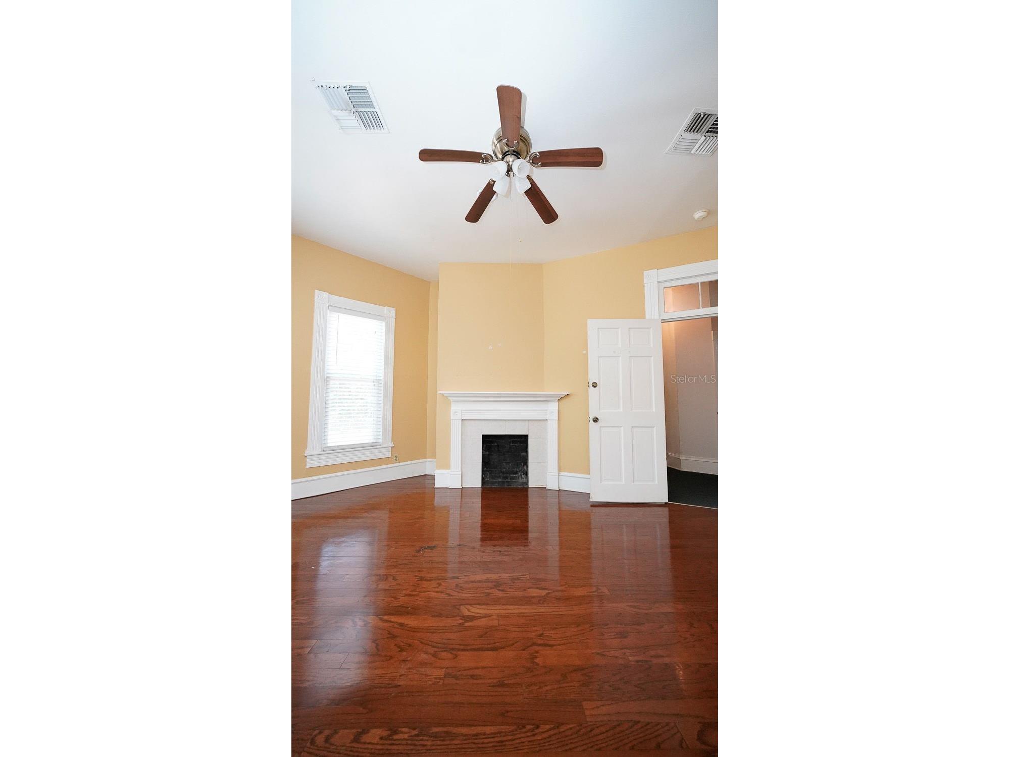333 S Plant Avenue Tampa FL 33606 TB8466133 image39