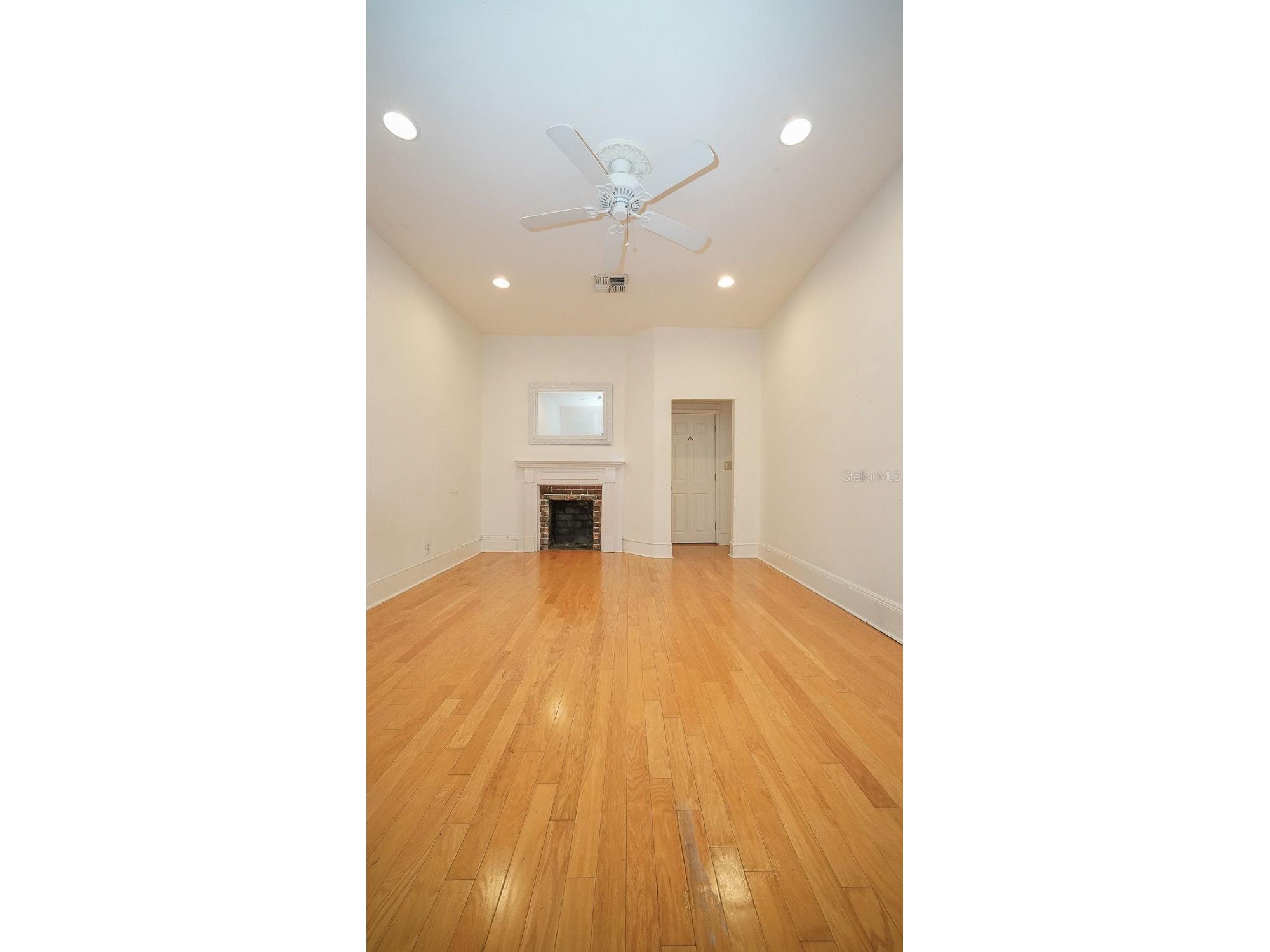 333 S Plant Avenue Tampa FL 33606 TB8466133 image54