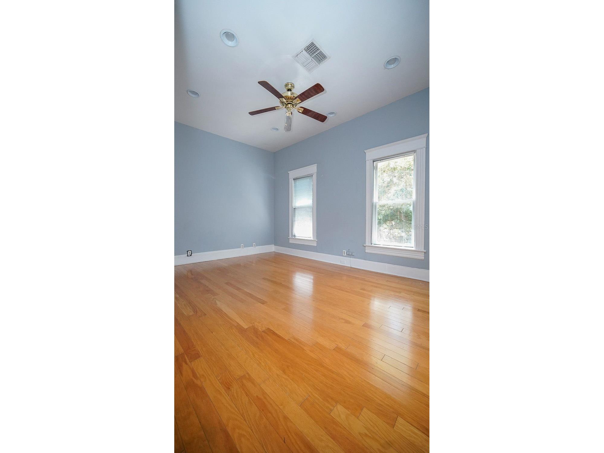 333 S Plant Avenue Tampa FL 33606 TB8518650 image23