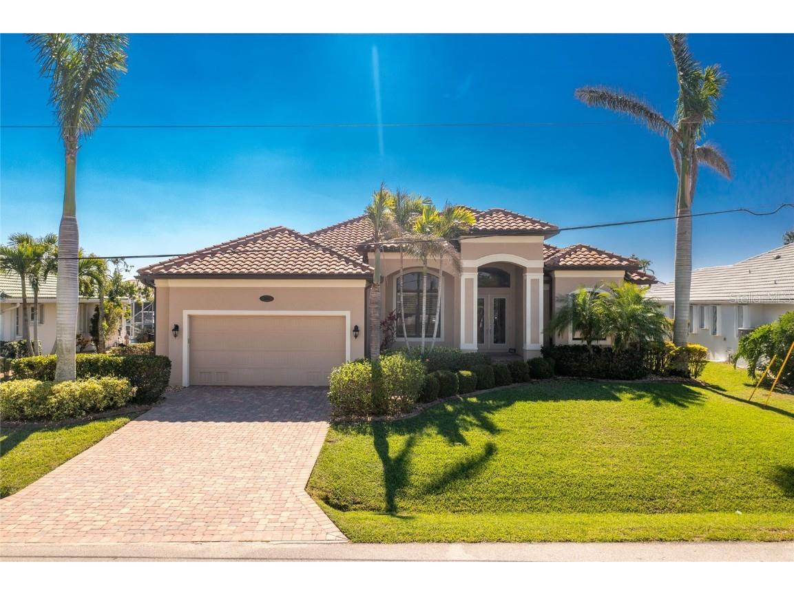 333 Santander Ct Punta Gorda FL 33950 C7471472 image1