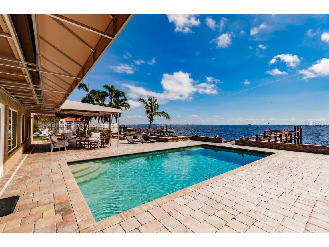 333 Severin Road SE Port Charlotte FL 33952 C7471972 image1