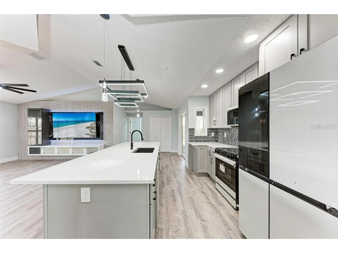 3330 46th Terrace E Bradenton FL 34203 TB8386866 image15