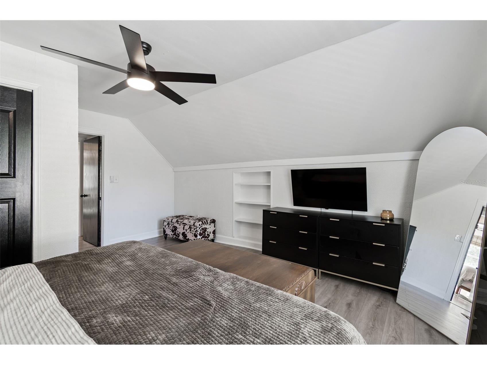 3330 8th Avenue N Saint Petersburg FL 33713 TB8441459 image11