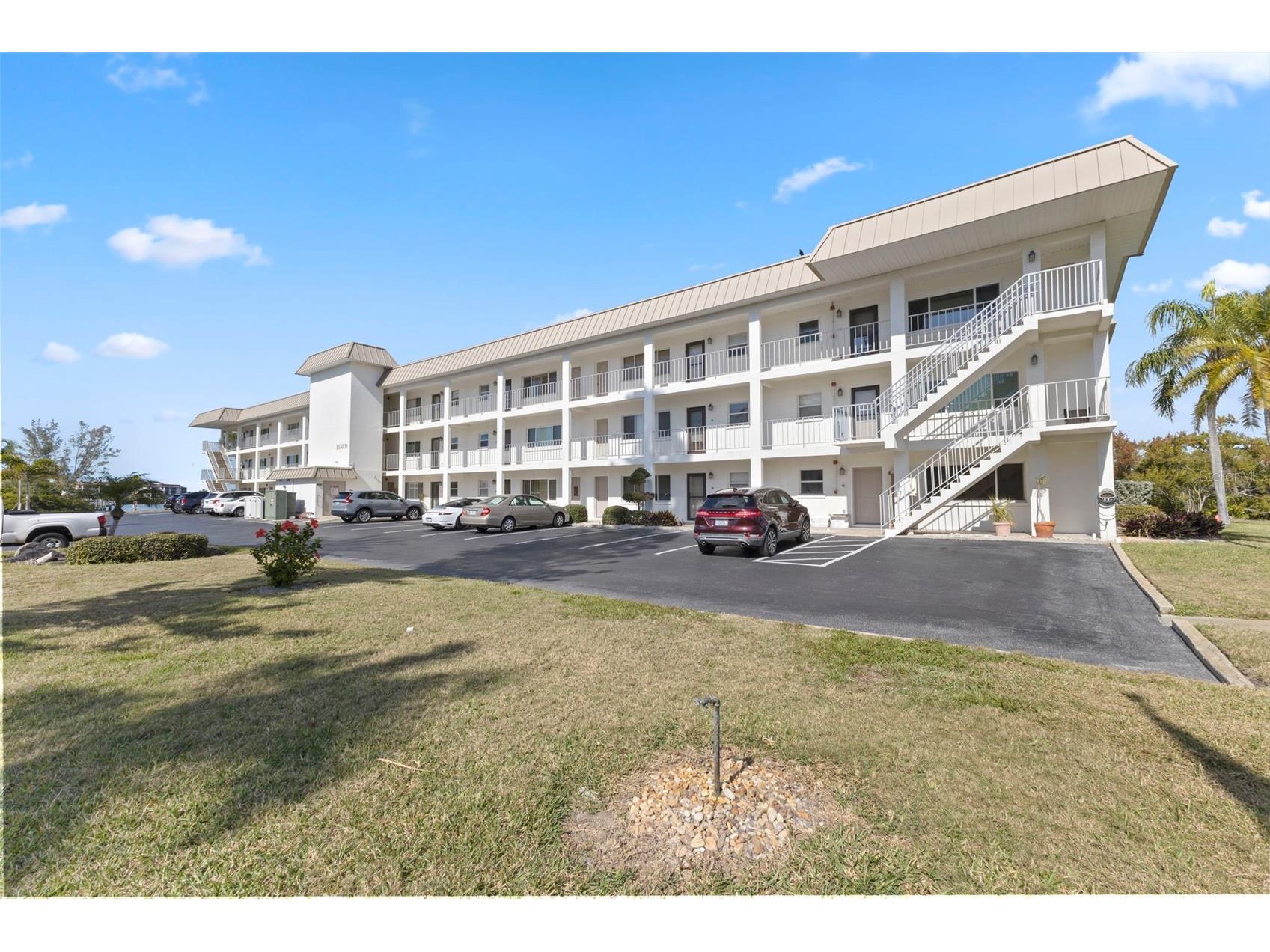 3330 Gulf Of Mexico Drive #104D Longboat Key FL 34228 A4683575 image2