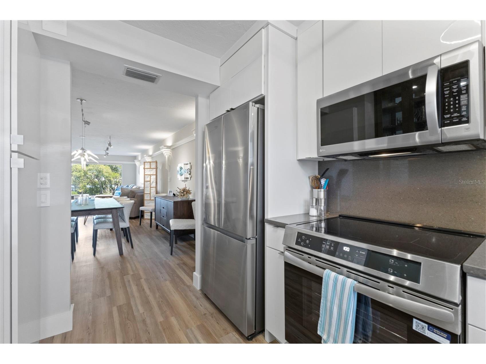 3330 Gulf Of Mexico Drive #104D Longboat Key FL 34228 A4690993 image10