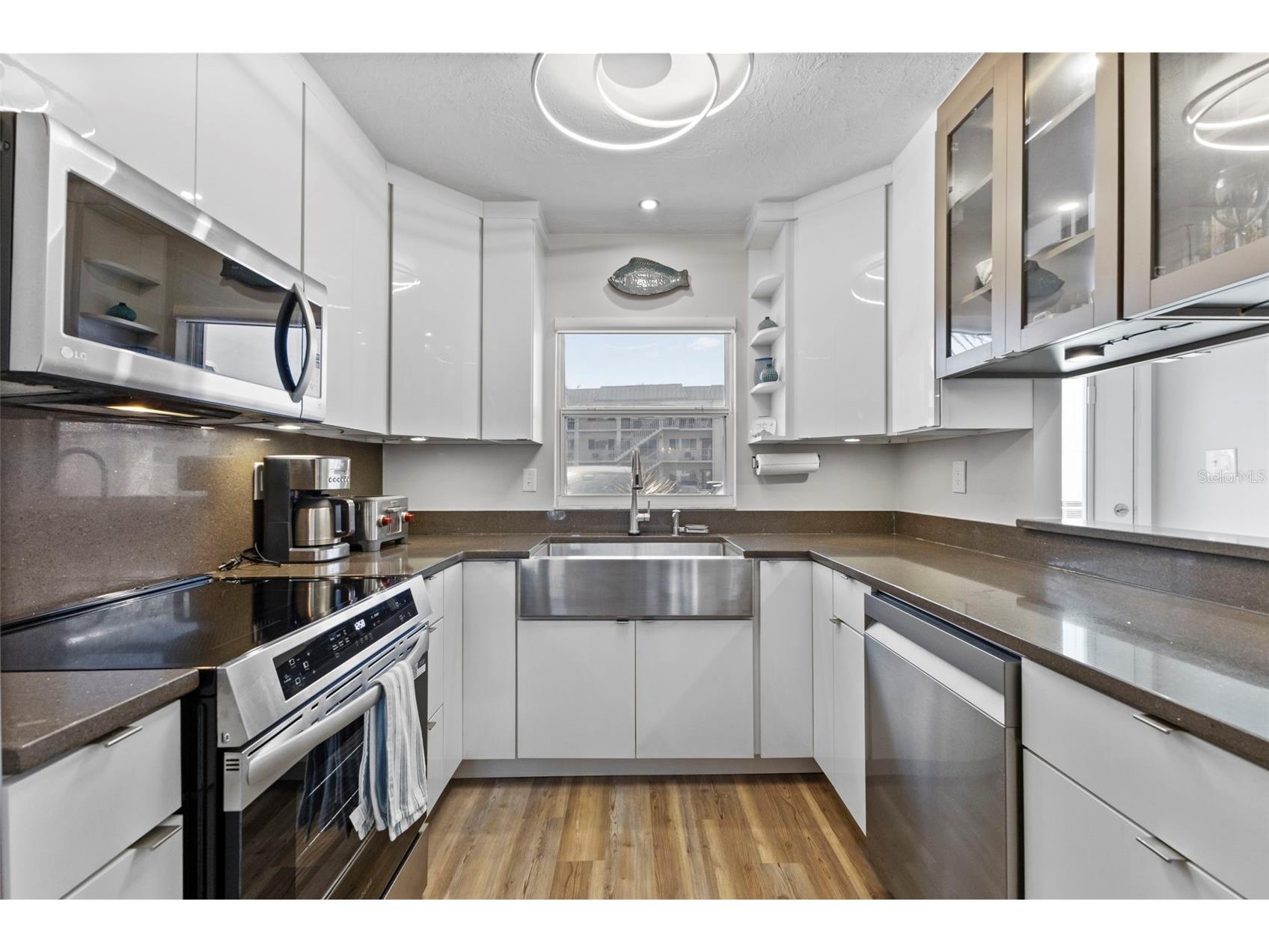3330 Gulf Of Mexico Drive #104D Longboat Key FL 34228 A4690993 image9