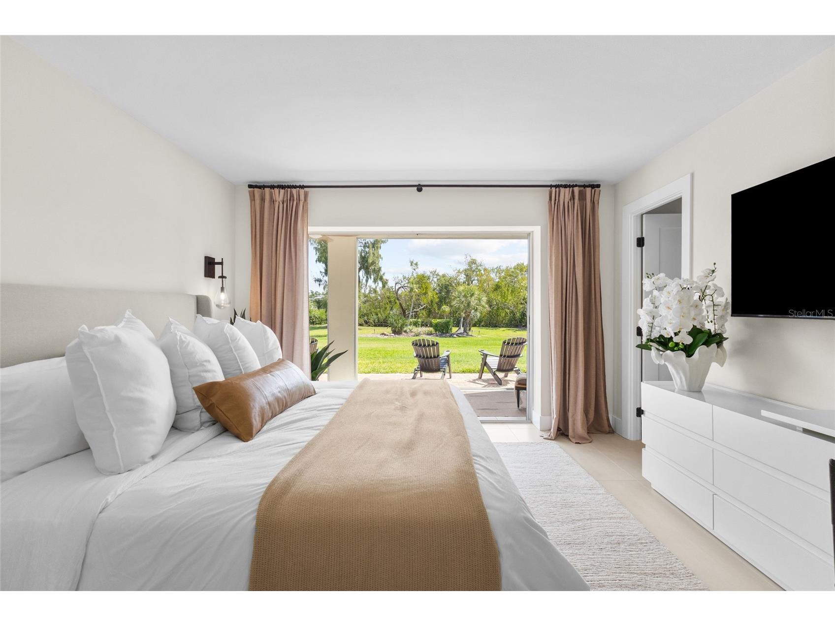 3330 Gulf Of Mexico Drive #107D Longboat Key FL 34228 - LARGE FRONTAGE ON SARASOTA BAY A4692214 image14