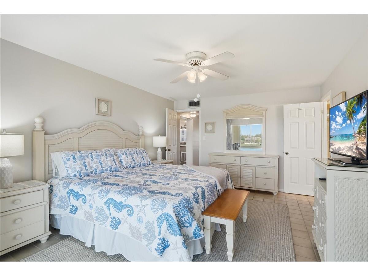 3330 Gulf Of Mexico Drive #202D Longboat Key FL 34228 - CRANES BAYOU A4693692 image27