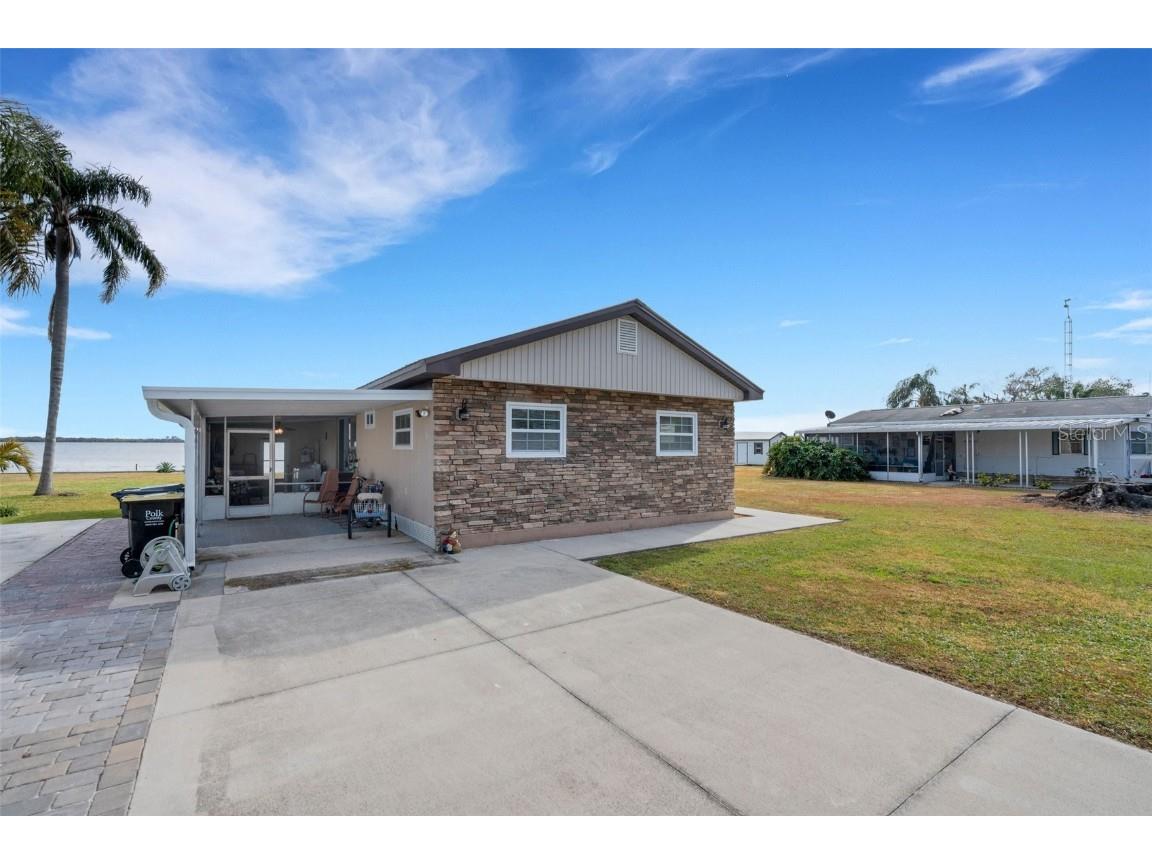 3330 Lakeview Drive Haines City FL 33844 - LAKE LOWERY L4950080 image1