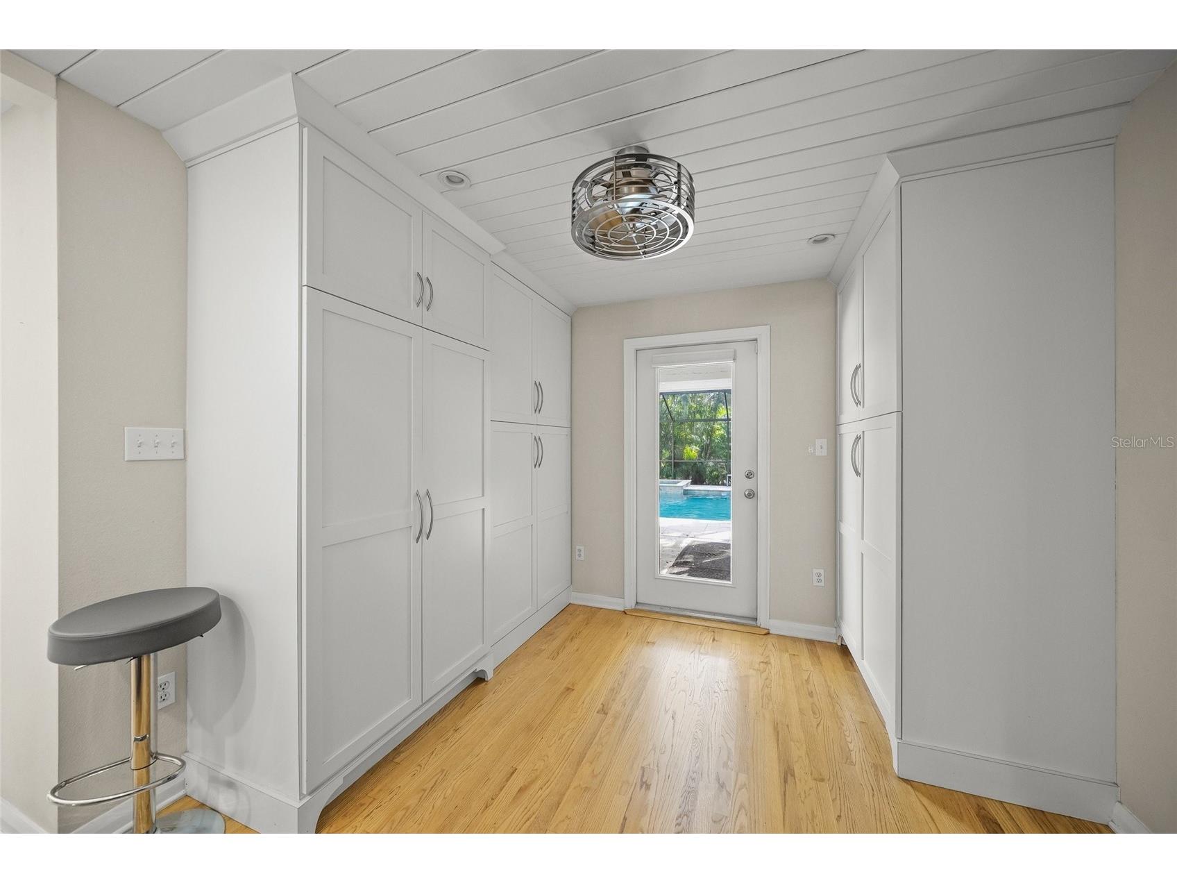 3331 Old Oak Drive Sarasota FL 34239 A4675449 image31