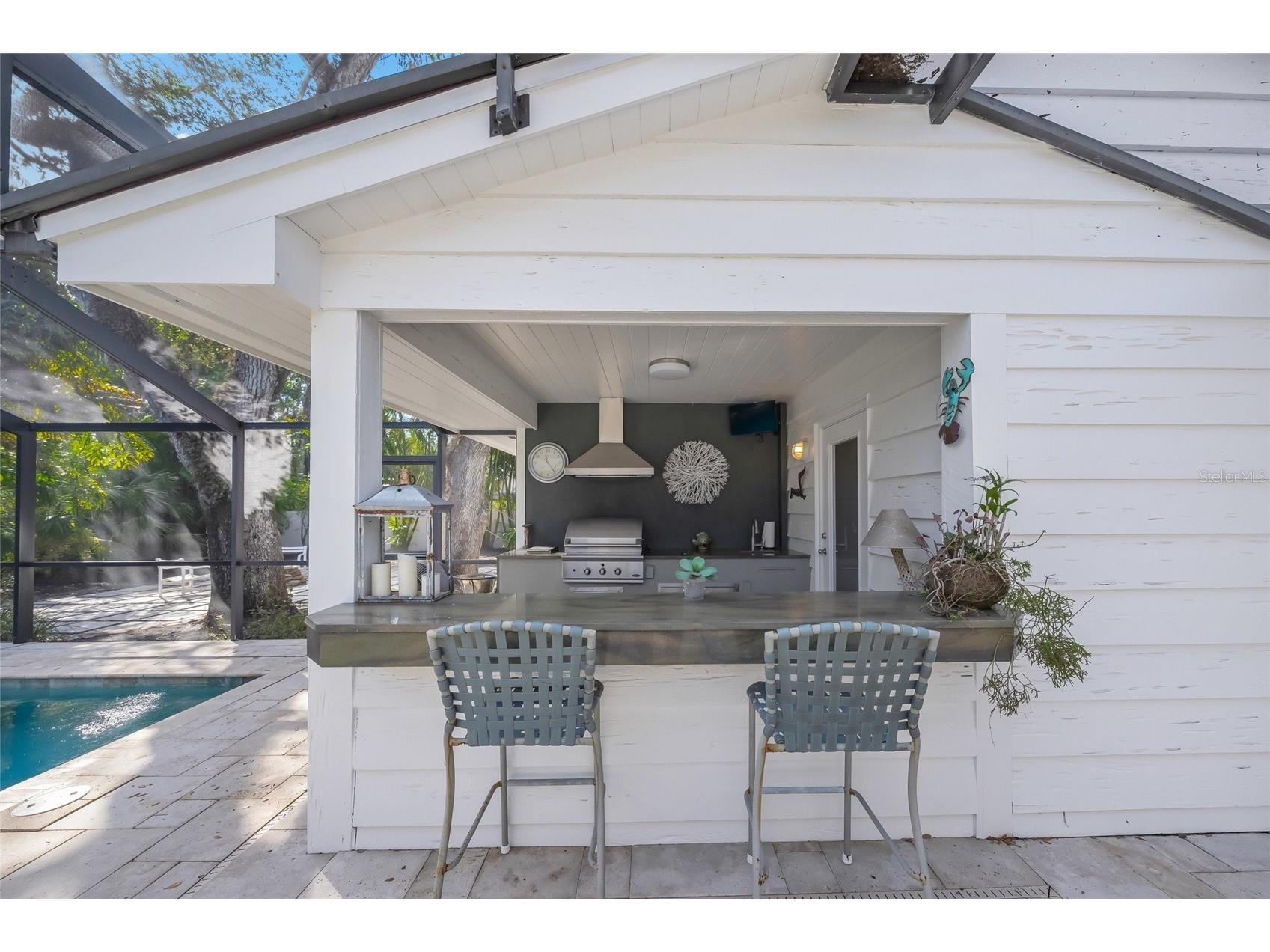 3331 Old Oak Drive Sarasota FL 34239 A4675449 image33