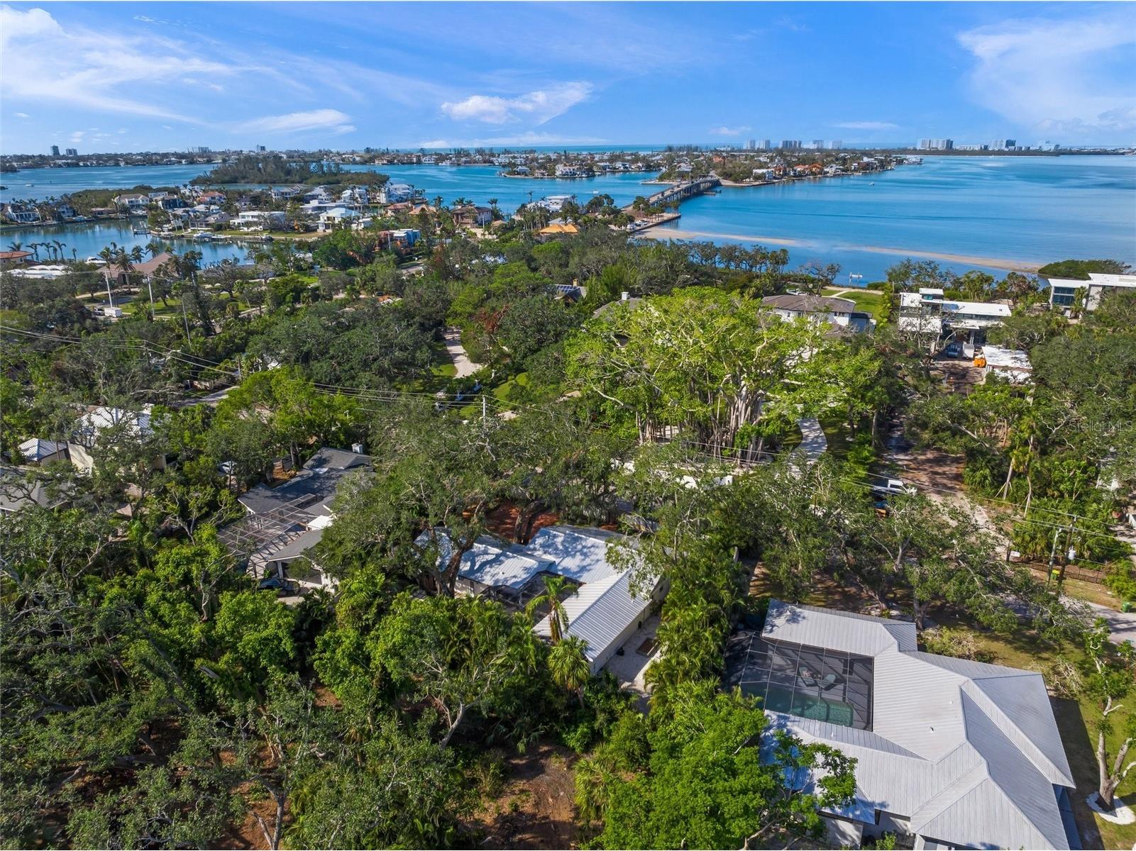 3331 Old Oak Drive Sarasota FL 34239 A4675449 image61