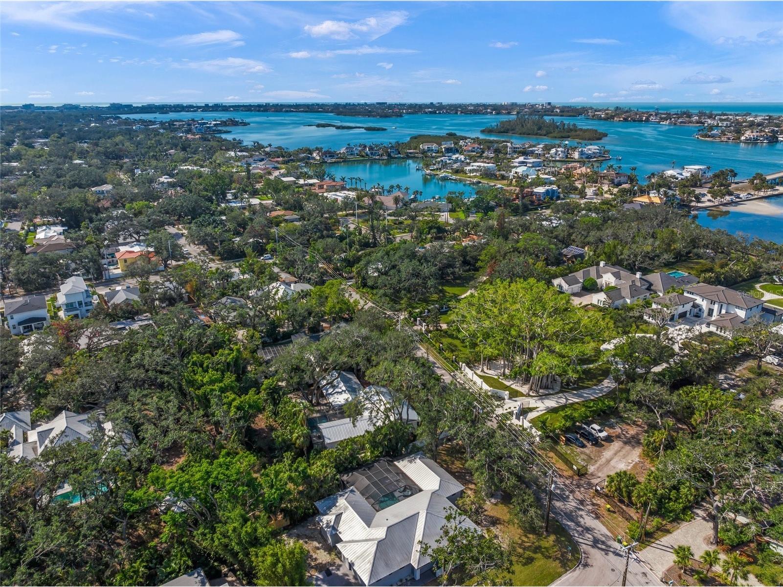 3331 Old Oak Drive Sarasota FL 34239 A4675449 image62