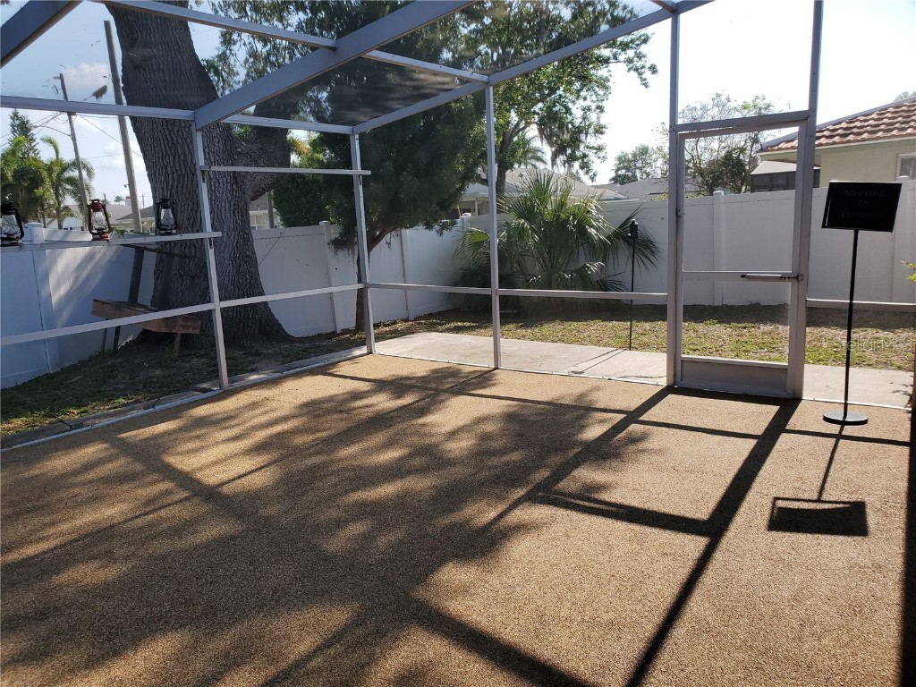 3331 Sea View Street Sarasota FL 34239 A4666886 image18