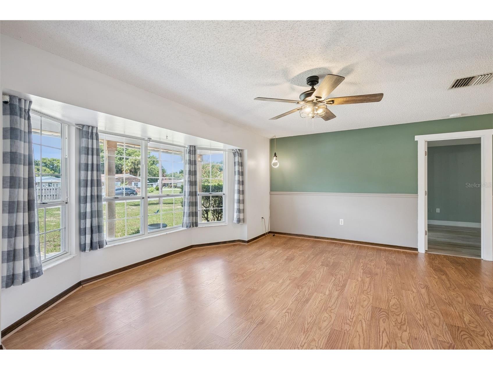 33312 Green Road Leesburg FL 34788 O6419243 image16
