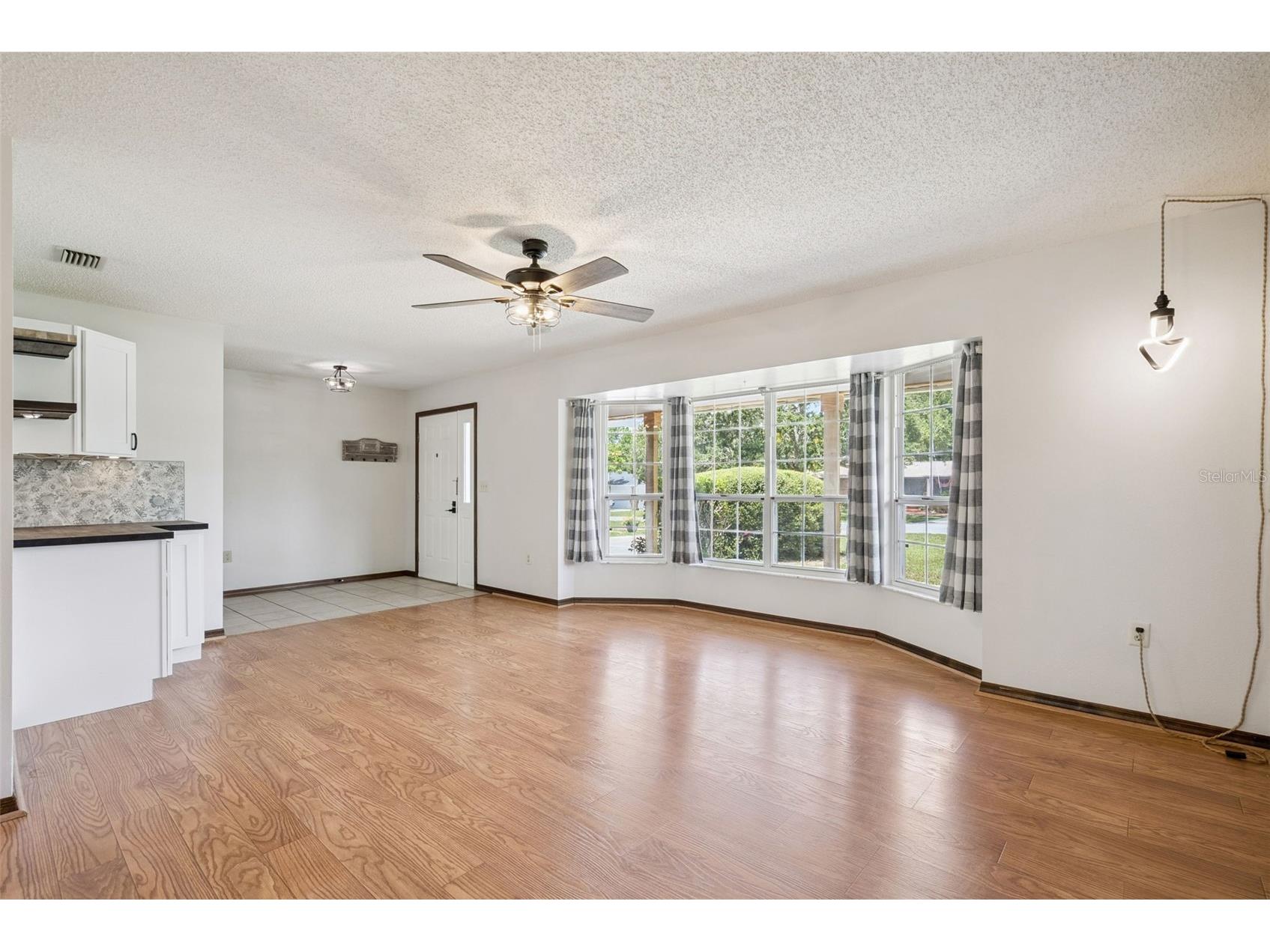 33312 Green Road Leesburg FL 34788 O6419243 image21