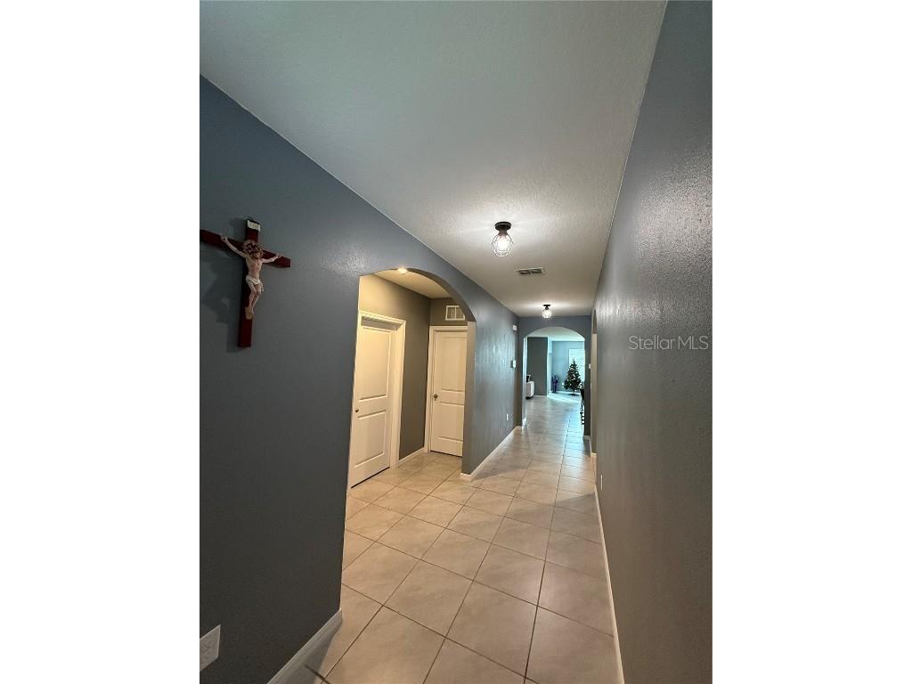 33318 Hamilton Hill Ln Wesley Chapel FL 33545 TB8451176 image5