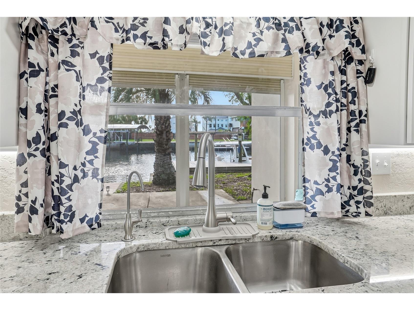 3332 Gulf Winds Circle Hernando Beach FL 34607 W7886182 image5
