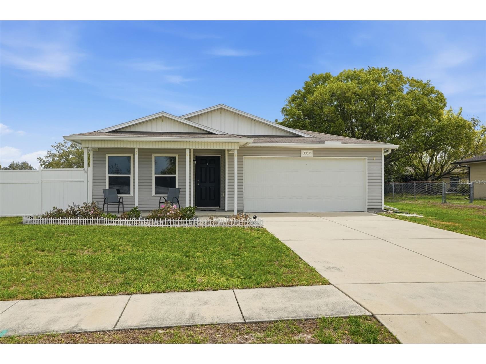 3332 Lambert Avenue Spring Hill FL 34608 W7883837 image1