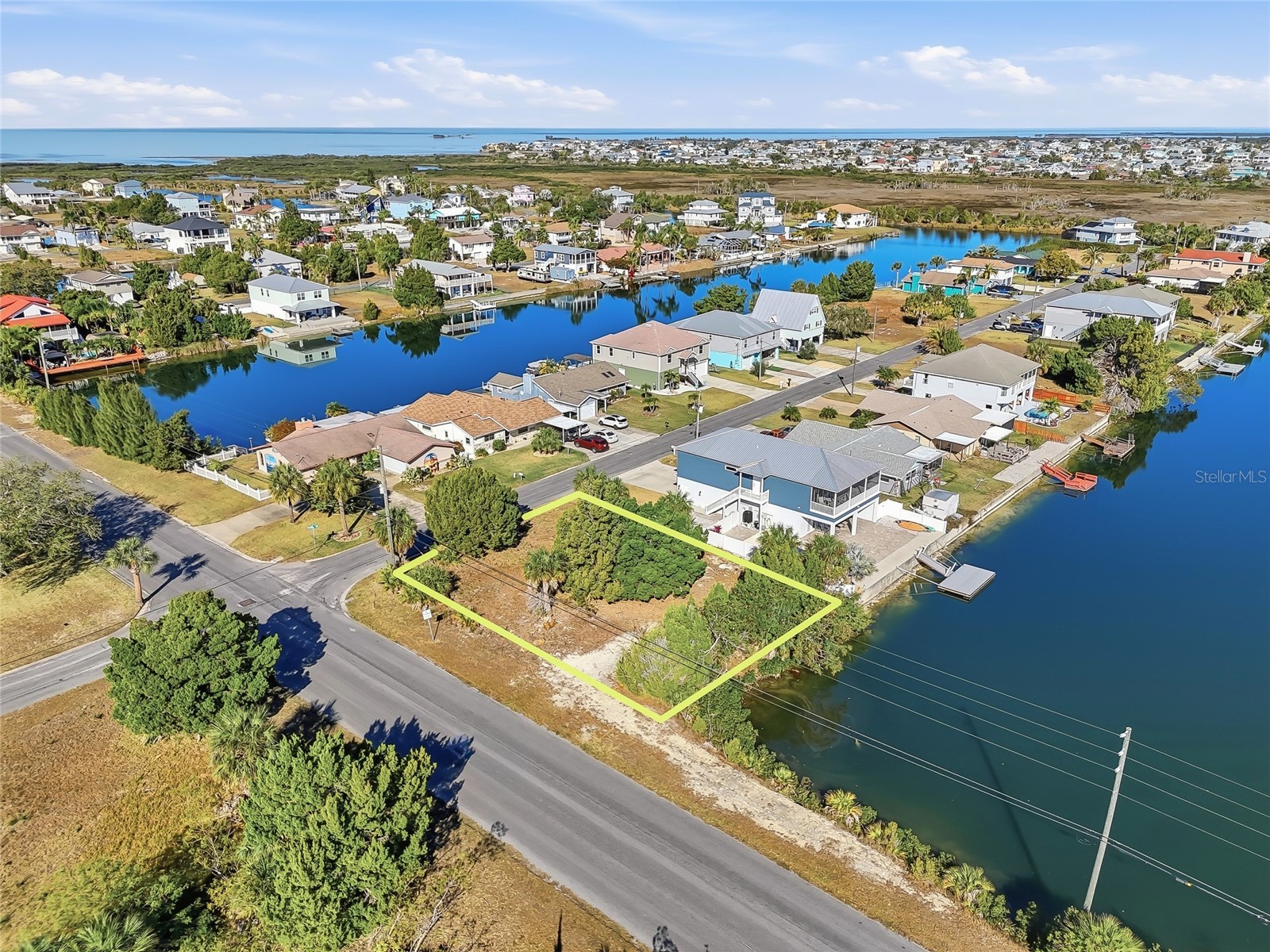 3332 Poinsettia Drive Hernando Beach FL 34607 W7882654 image1