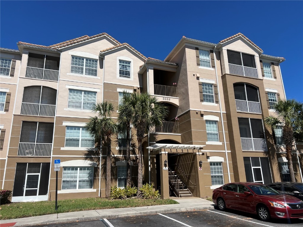 3332 Robert Trent Jones Drive #10703 Orlando FL 32835 O6286127 image1