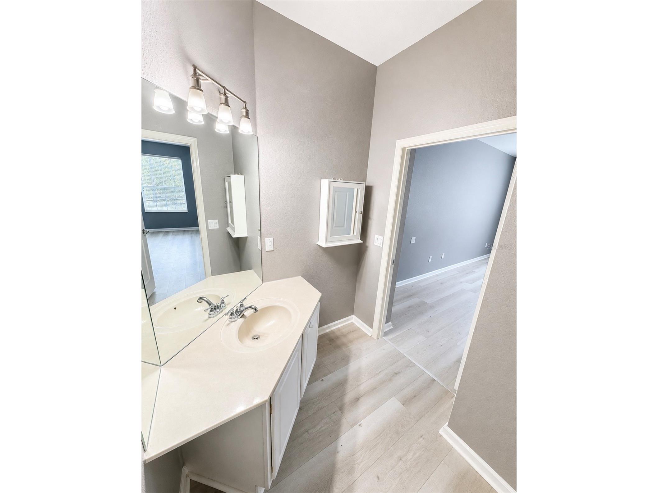 3332 Robert Trent Jones Drive #20603 Orlando FL 32835 O6423638 image24