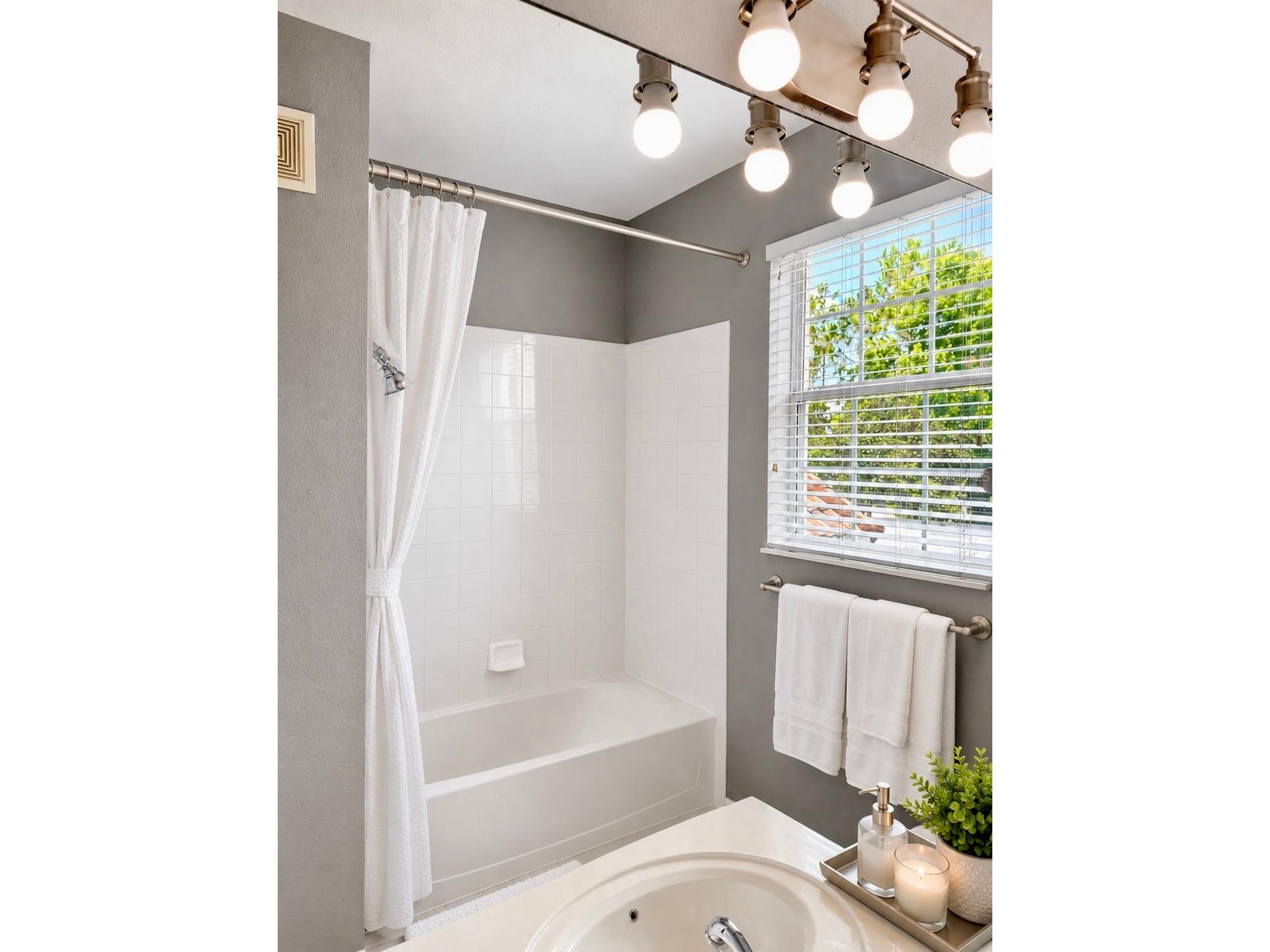 3332 Robert Trent Jones Drive #20603 Orlando FL 32835 O6423638 image39