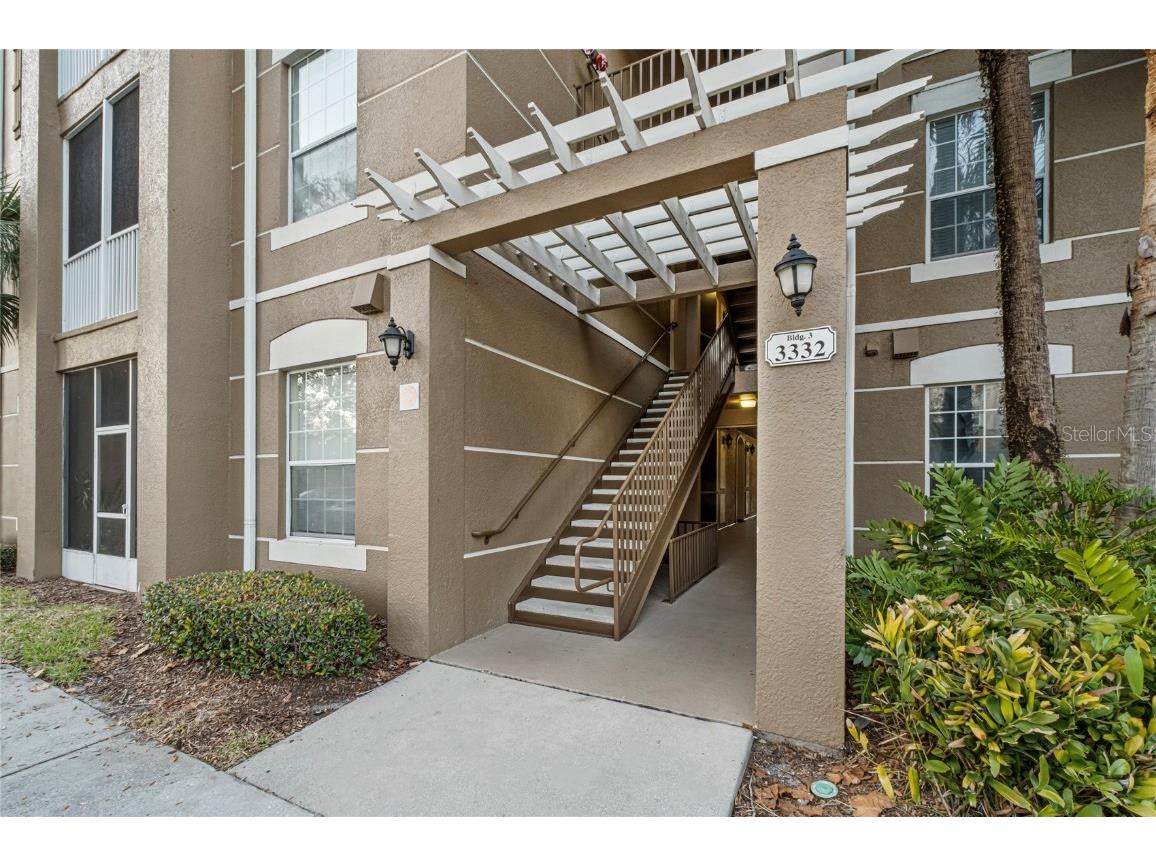 3332 Robert Trent Jones Drive #303 Orlando FL 32835 O6372158 image1