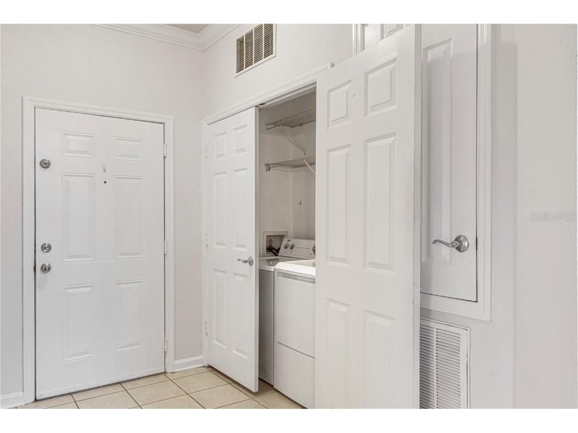 3332 Robert Trent Jones Drive #303 Orlando FL 32835 O6372158 image3